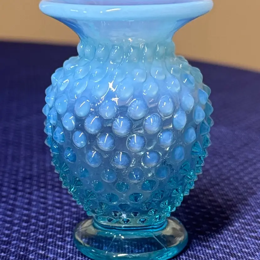 Fenton Hobnail Blue Opalescent Vase 3.5" Tall