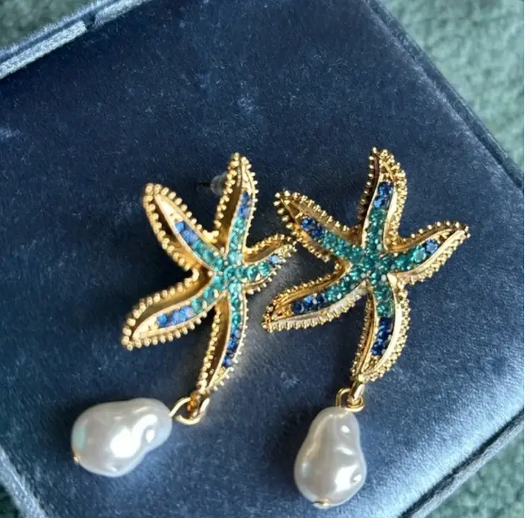 Starfish and Pearl Earrings NWOT