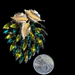 Gold Tone Leaf Brooch With Two Shades Of Green Navetes With 3 Gold Tone Leaves