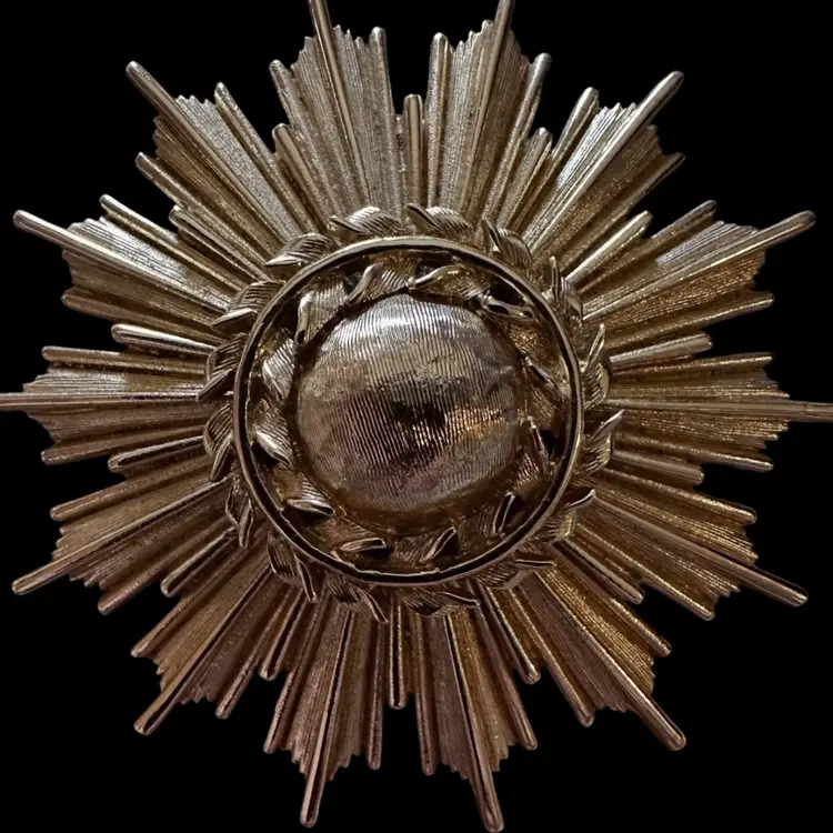 1960’s Vintage Monet Sunburst Brooch/pendant