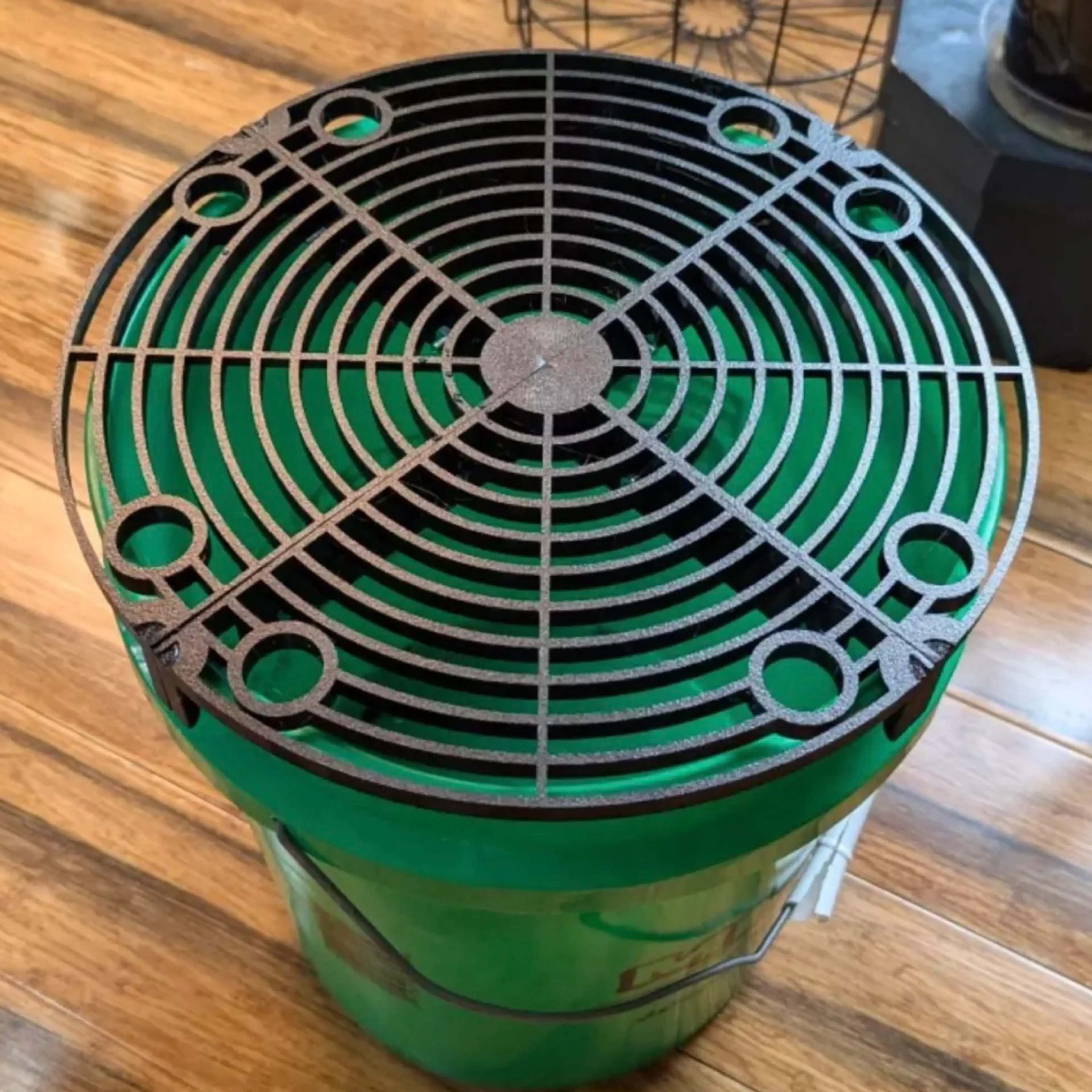 Image 1 of 2