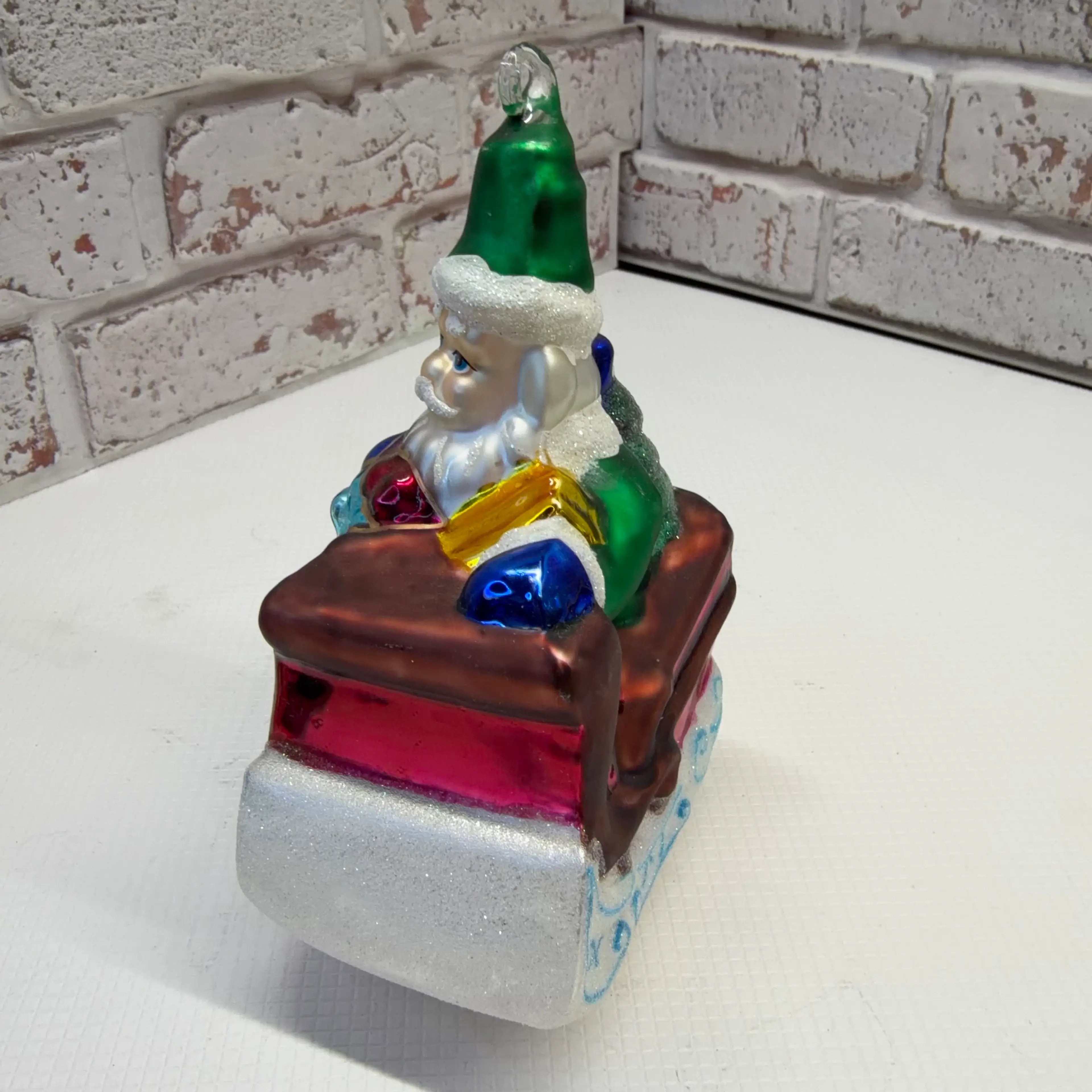 Image 3 of 8