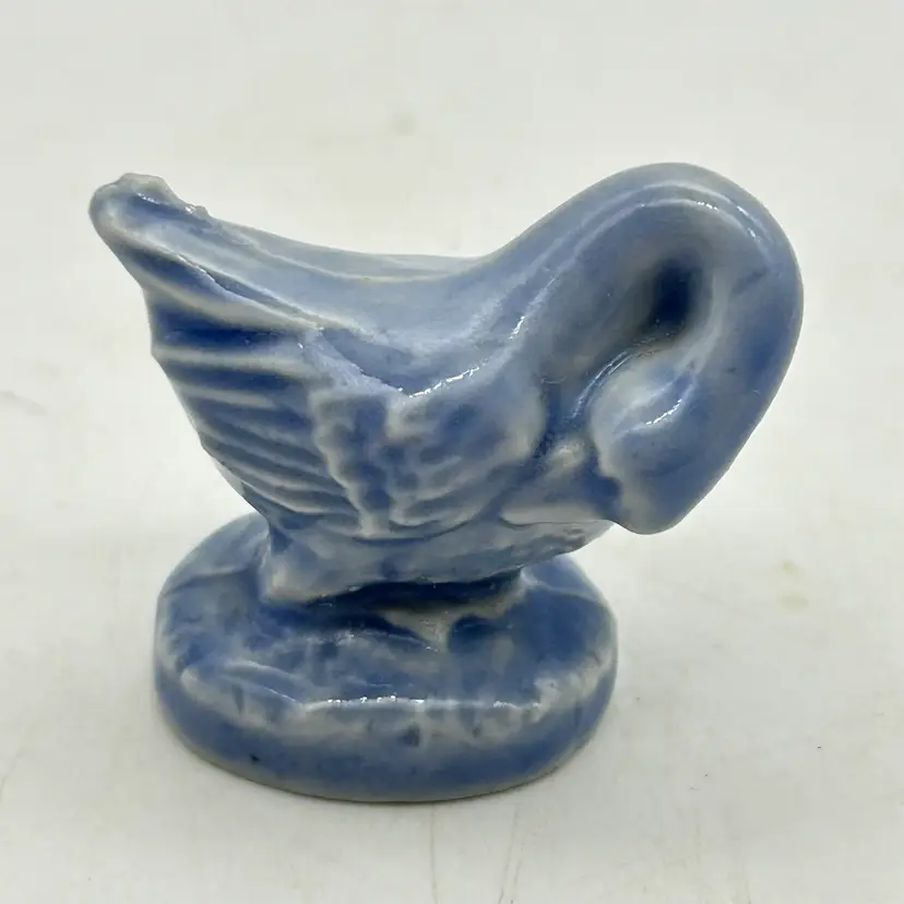 Wade Whimsies PREENING GOOSE Nursery Rhyme Noah's Ark Red Rose Tea