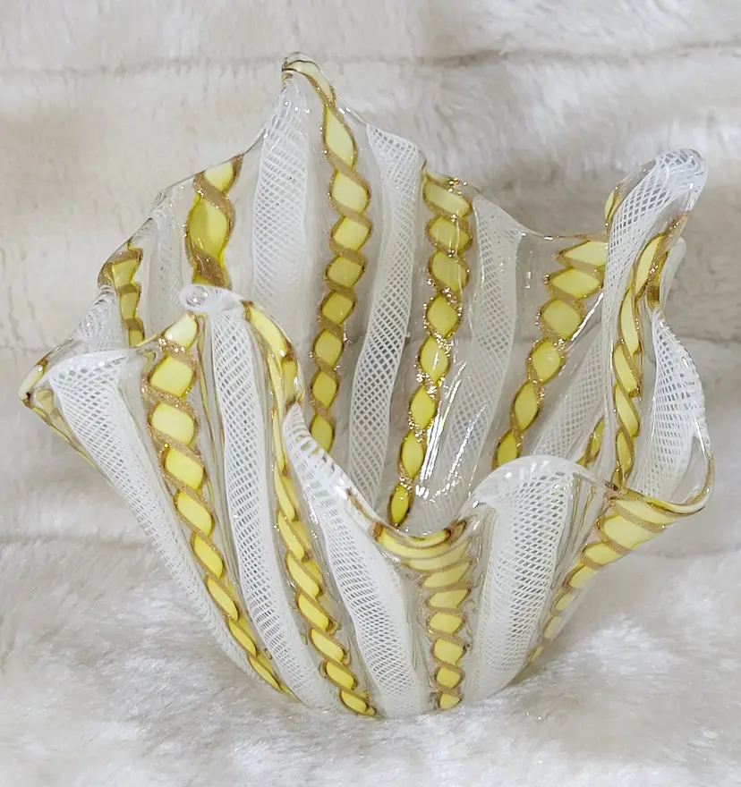 Murano Art Glass Handkerchief Vase w/ Amethyst & White Zanfirico Ribbons Italy