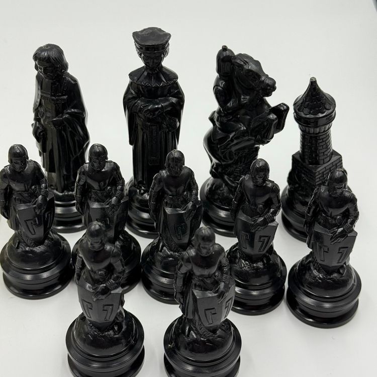 S. Lowe ANRI Medieval Renaissance Vintage Plastic Chess Incomplete Set 23 Pieces