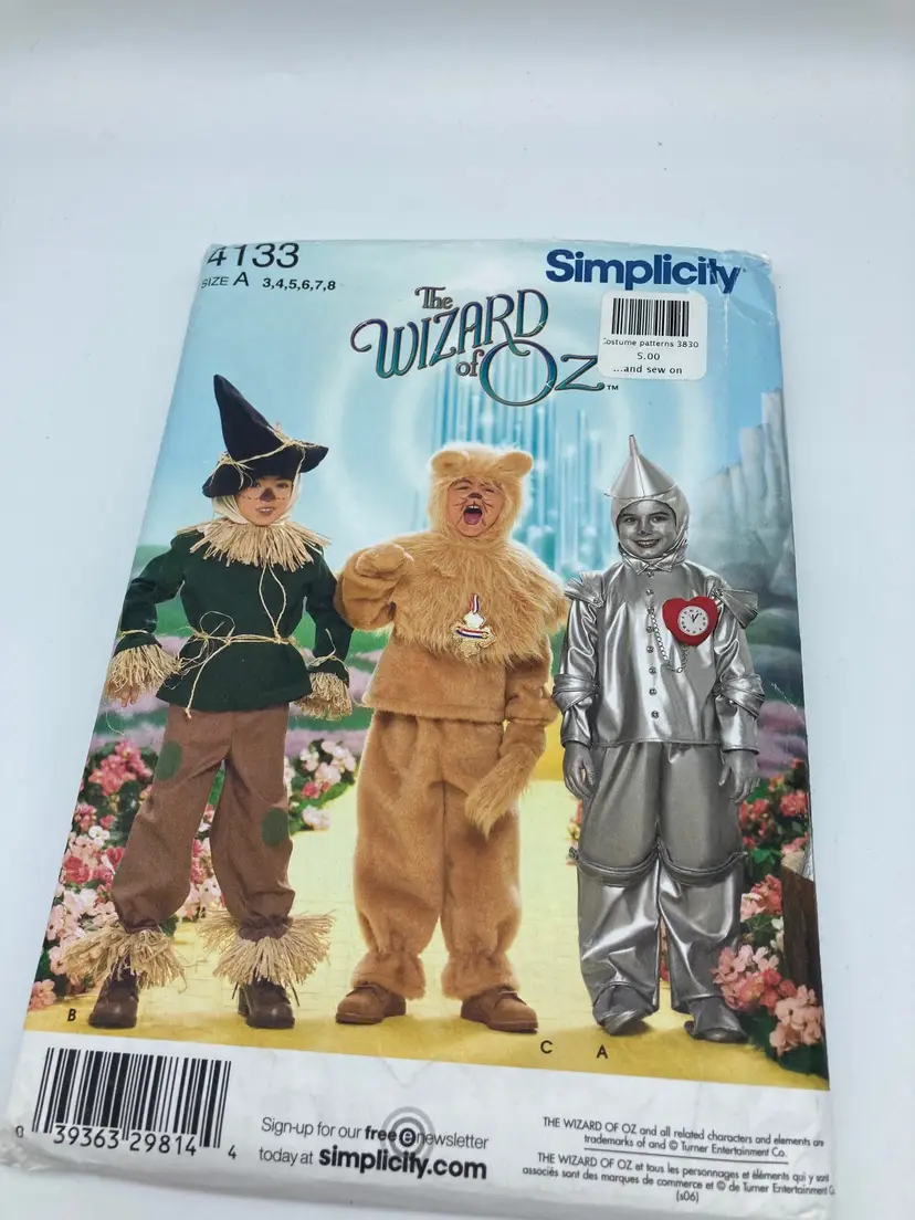 Simplicity Wizard of Oz Costume Pattern for Kids size 3-8