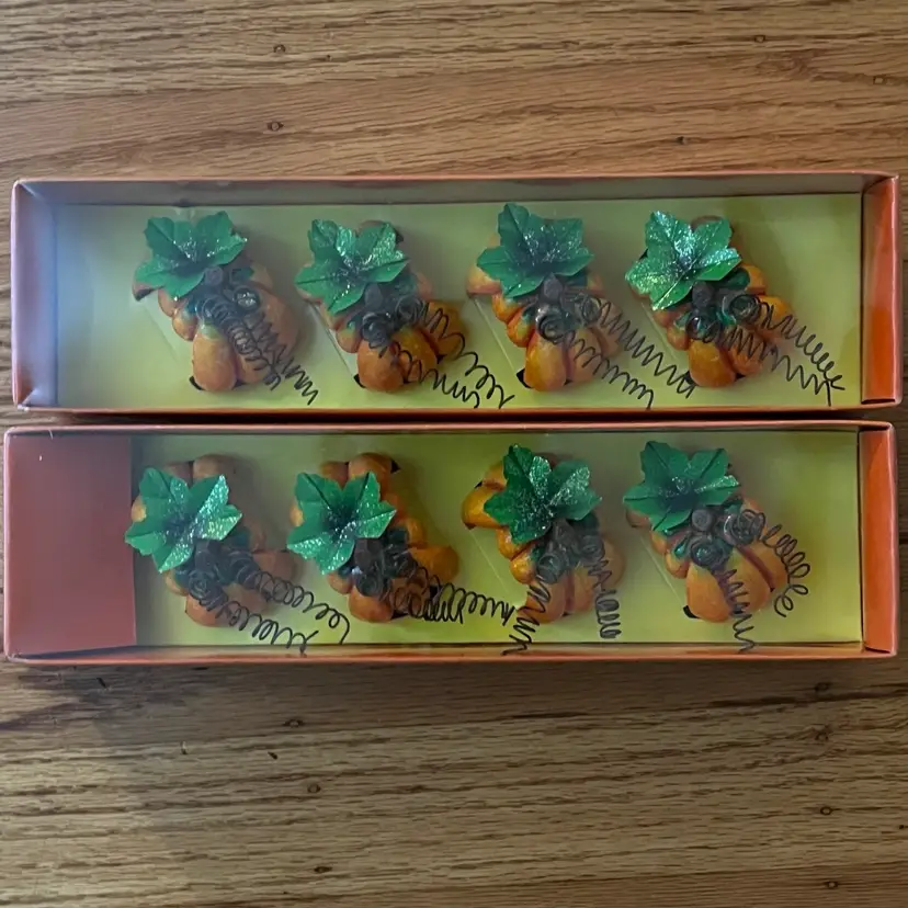 2003 - 8 -  Accents Autumn Pumpkin Napkin Rings 2”dia NOS