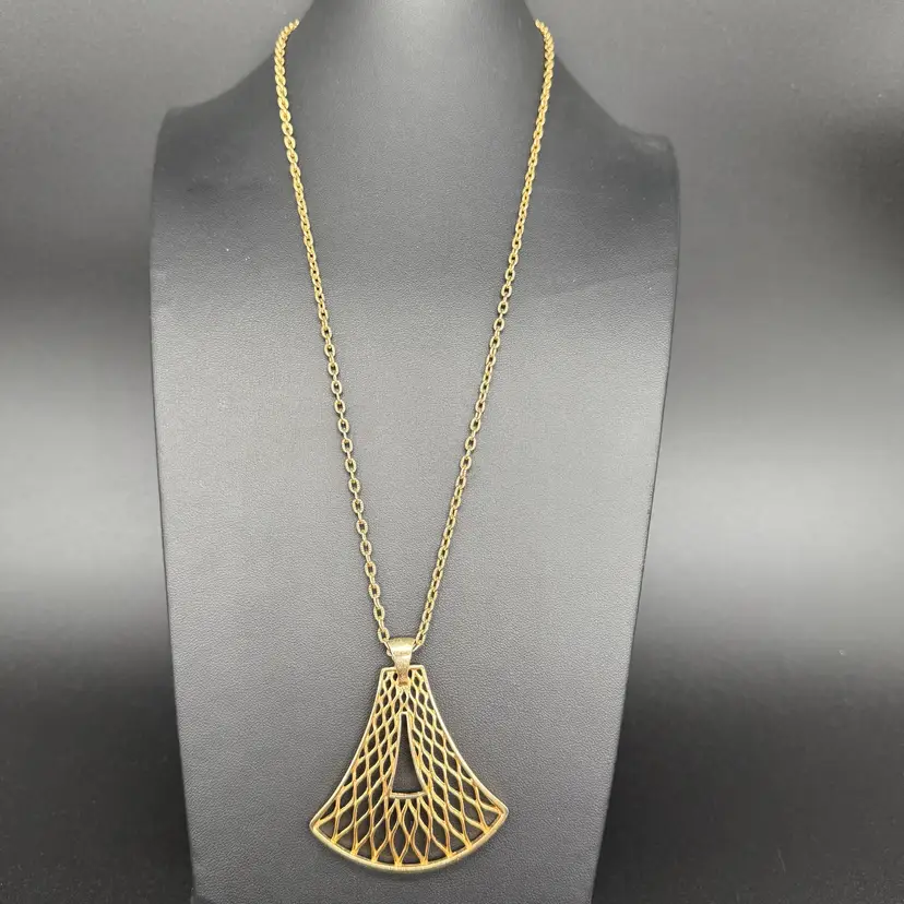 Gold Tone Open Work Art Deco Style Pendant Necklace 24”