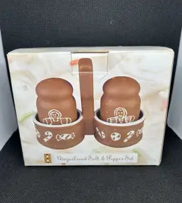 Set Of Salt & Pepper Shakers with Caddy Gingerbread And Candy Design Brown