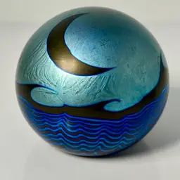 Steven V. Correia 1977 Crescent 🌙 Moon Waves Blue Iridescent 3”
