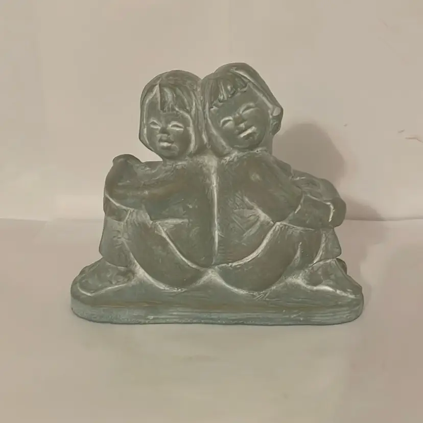#462 2002 Isabel Bloom Sculpture Girls Sitting Back To Back