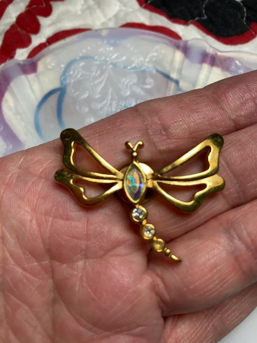 Vintage Dragonfly Brooch Pin. 
AB Crystals
Brass 
Would Look Fantastic on a Purse or Hat.