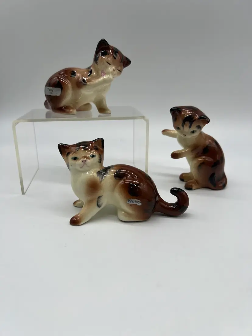 Vintage Robert Simmons Pottery Cat Figurines: MCM Cat Trio