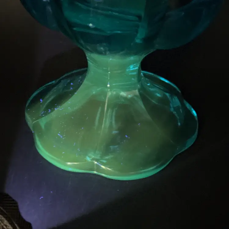 VTG LE Smith 19" UV Reactive Peacock Blue Swung Glass Vase