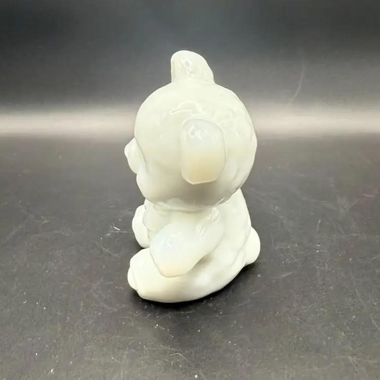 Boyd Glass White Milk Glass Teddy Bear