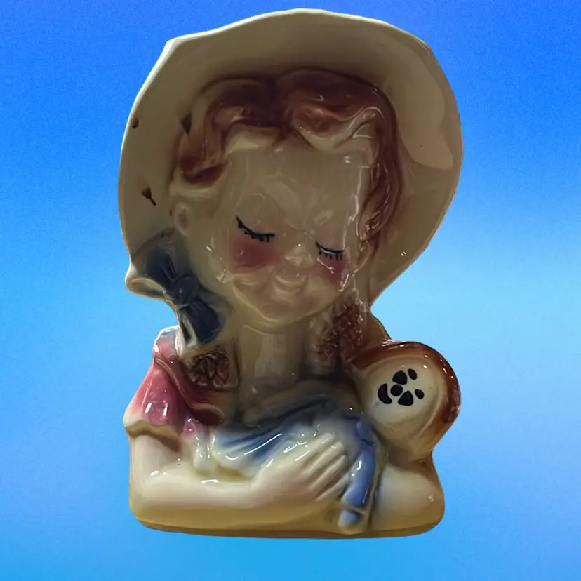27. Vintage Shawnee Pottery Girl with Doll Wall Pocket Vase USA 810 Little Bo Peep