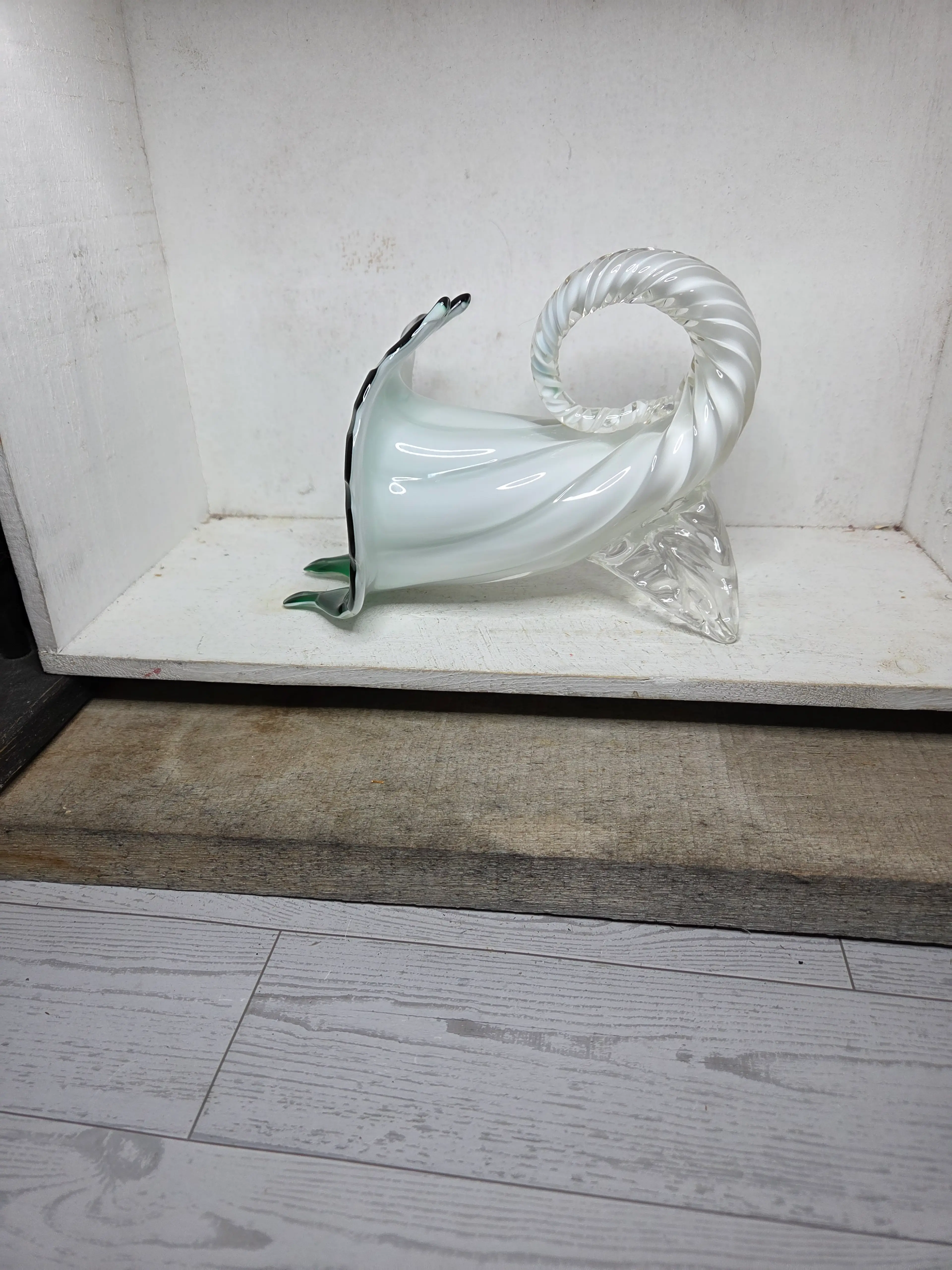 Image 4 of 15