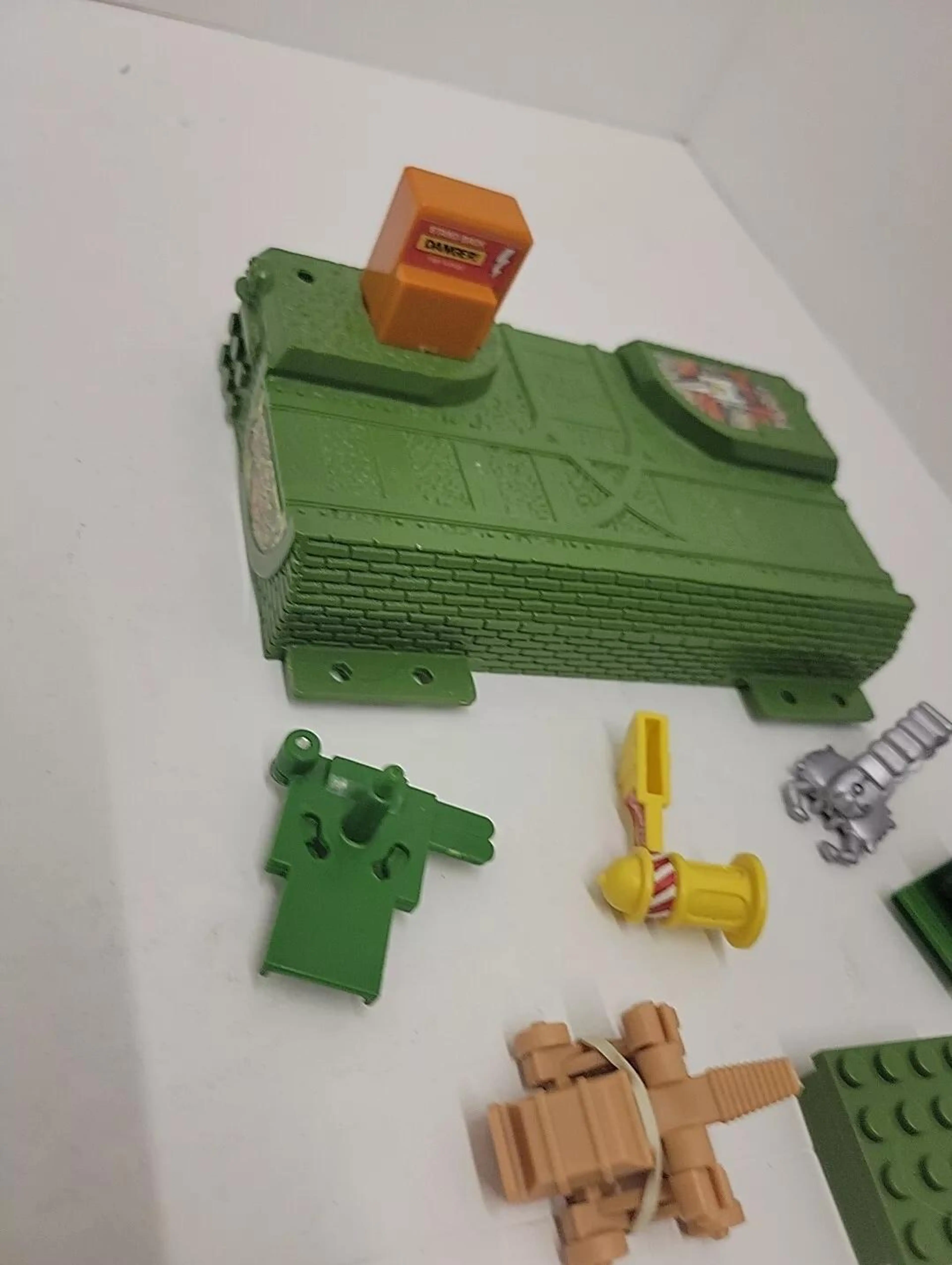 Image 2 of 6