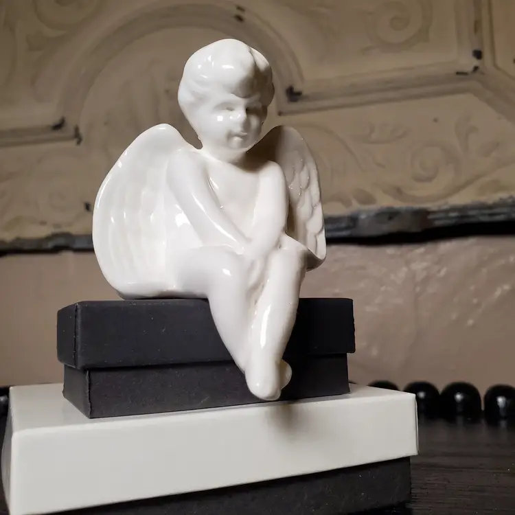 Tiny Porcelain Ceramic Cherub Angel