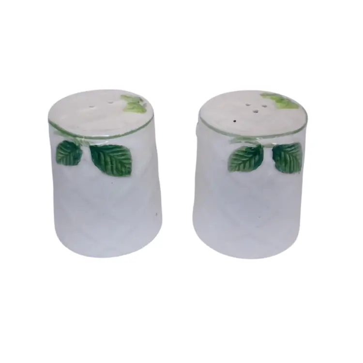 Vintage Salt And Pepper SetLattice Berry Pattern By Otigiri Mercantile Company 1970-80