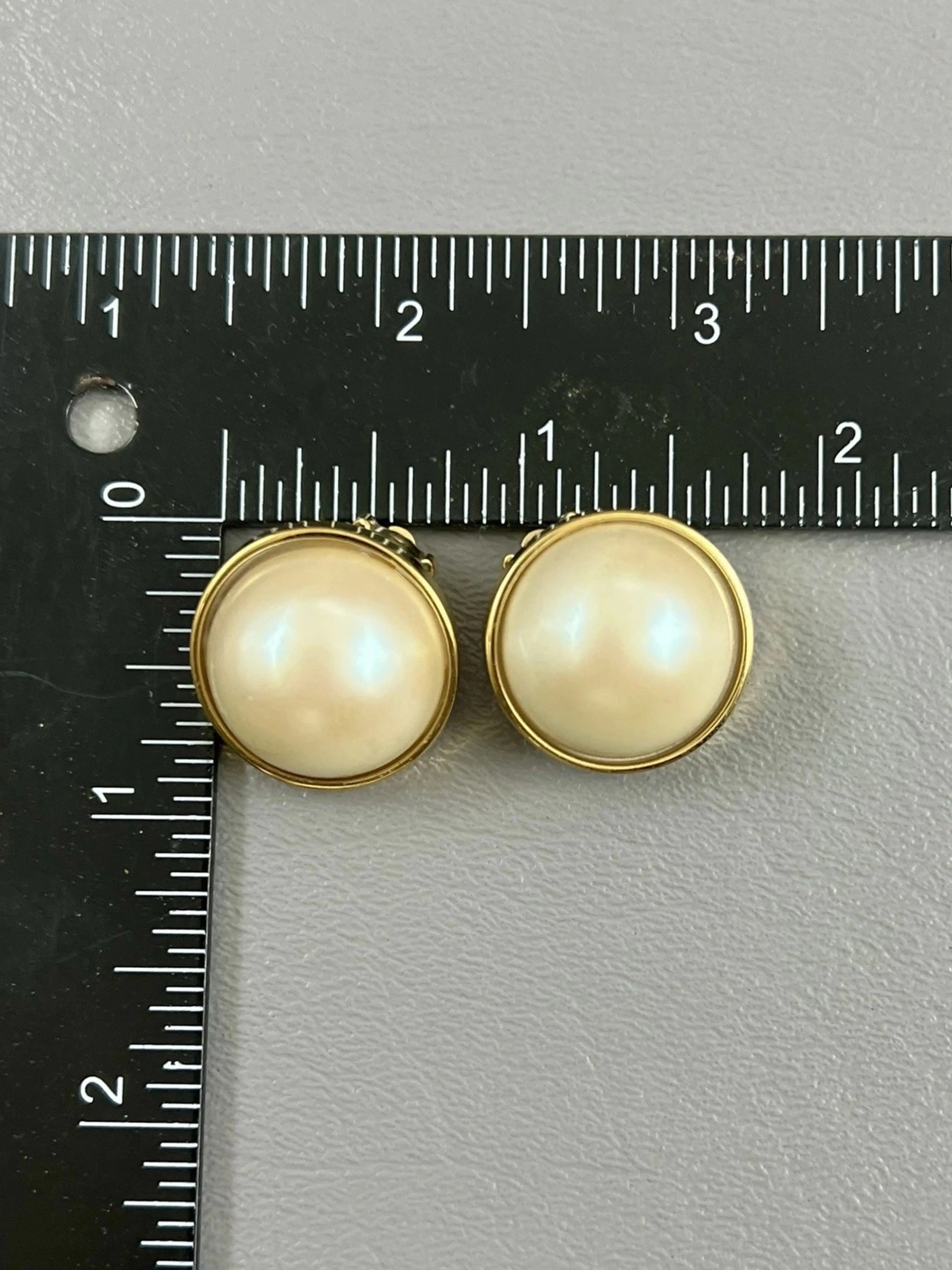 Image 4 of 4