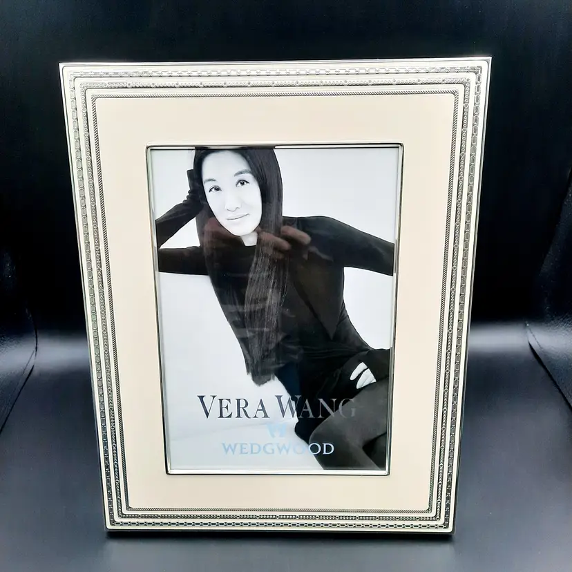 Vera Wang Wedgwood 8x10 Photo Frame Blanc