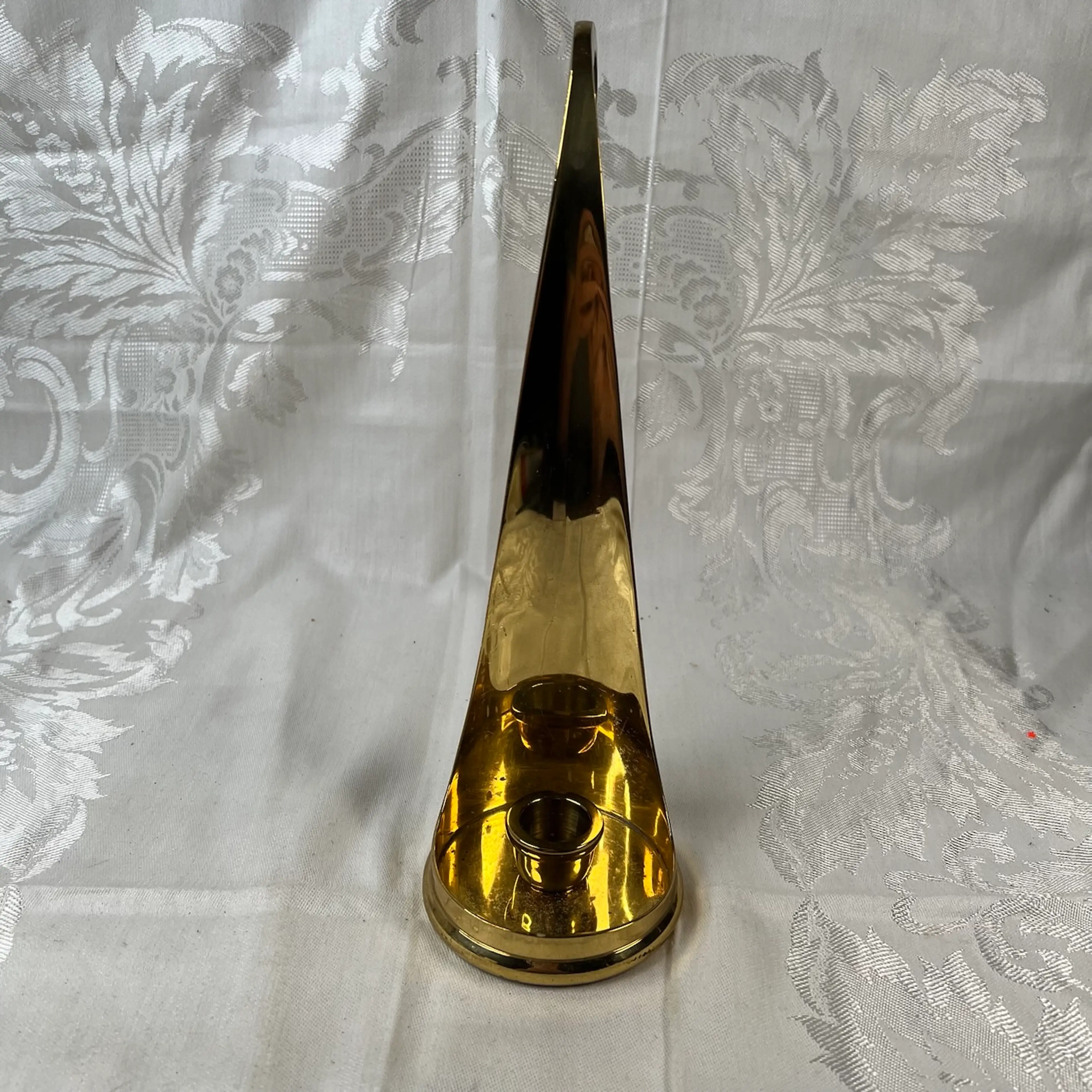 Image 4 of 8