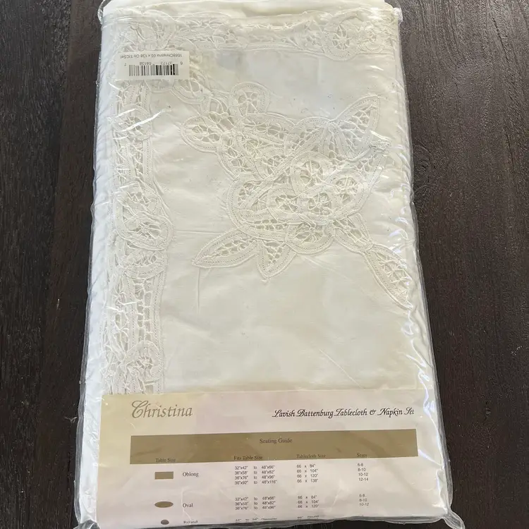 Vintage Battenberg Lace Large Oblong Tablecloth And Napkin Set
