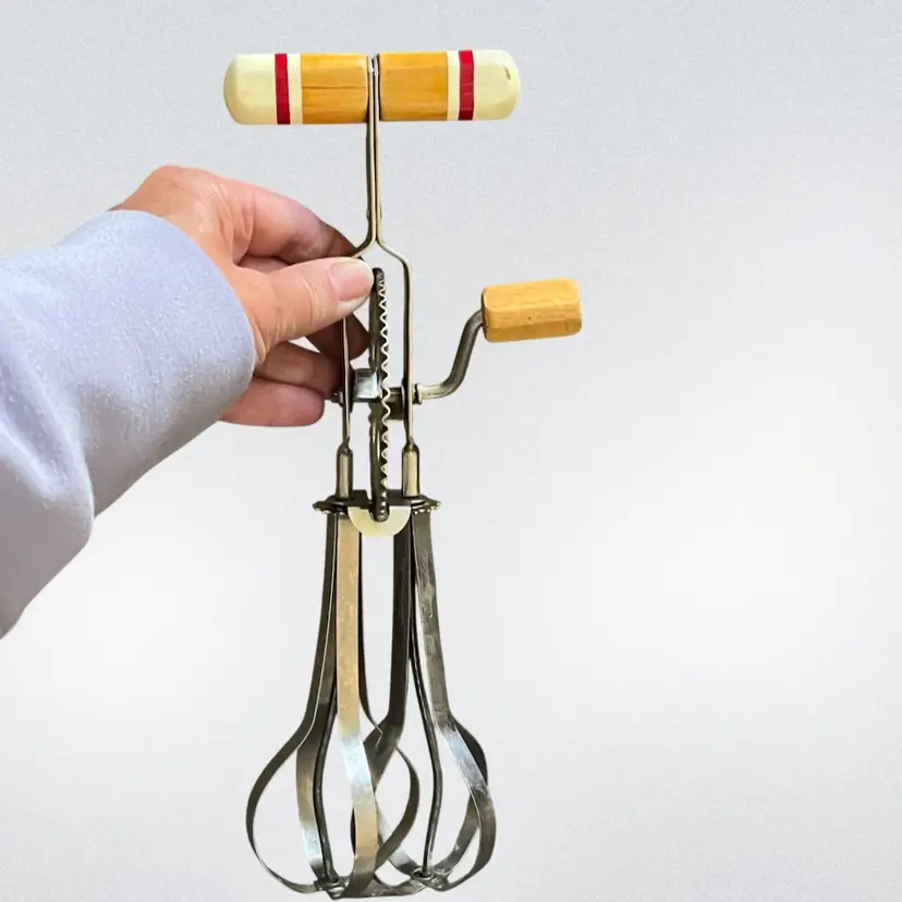EKCO Egg Beater- Hand Mixer - High Speed Super Center Drive - Stainless Steel- Wood Handles- 11.5”