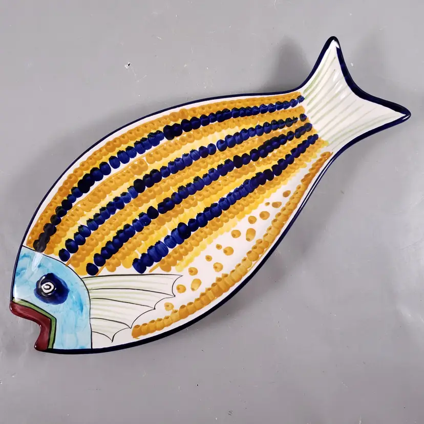 TIC TIC Hand Painted Blue Yellow CERAMIC FISH Tray Dish Decor