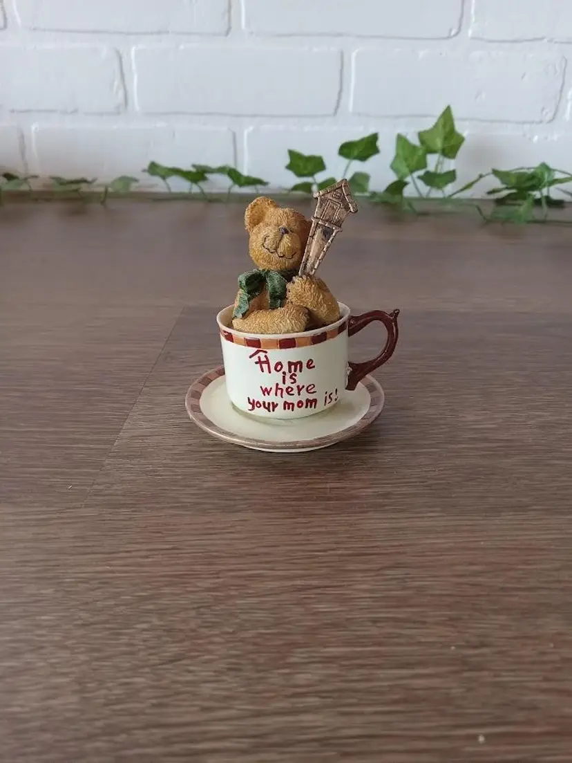 JB Teabearie 2002 #24304 Home is Where Your Mom Is!