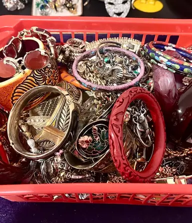 Bracelets! Let’s Dig 🥰