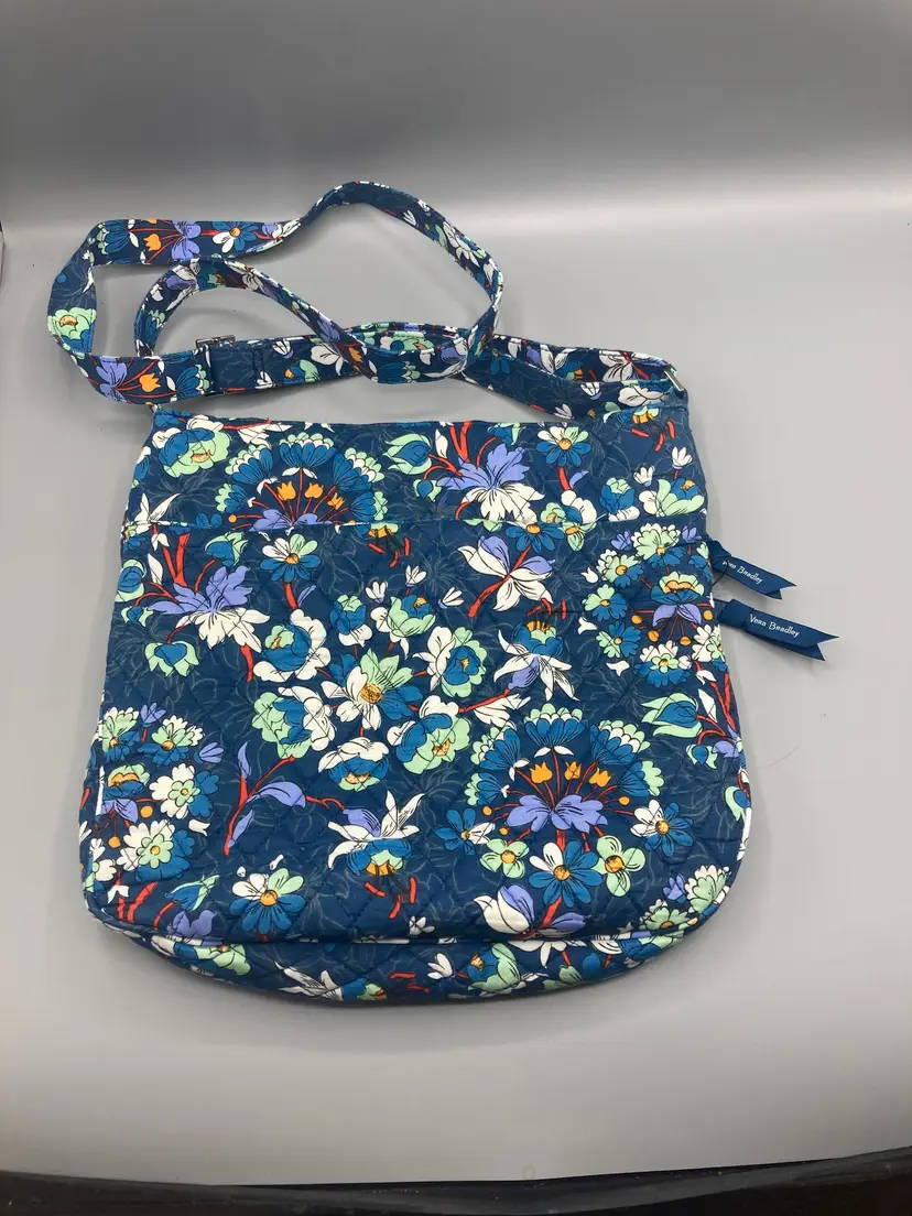 Vera Bradley Trio Zip Hipster Crossbody in Floral Bursts Pattern