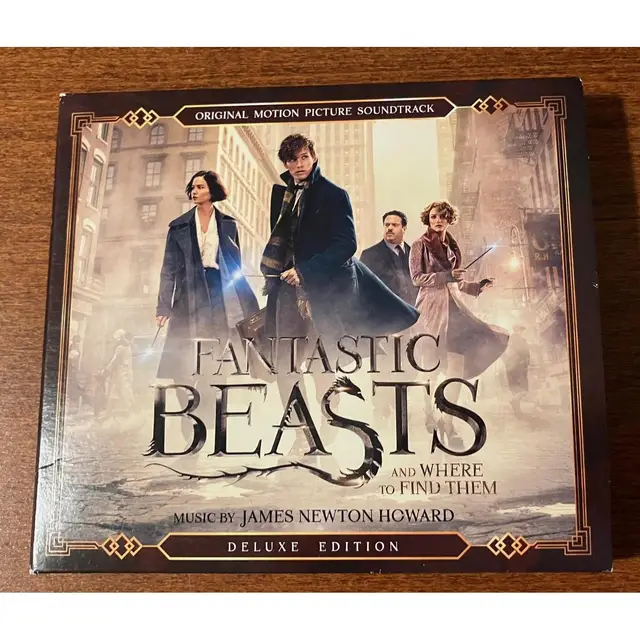 Fantastic Beasts and Where to Find Them Soundtrack Deluxe Edition plus insert