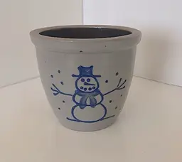 Vintage Fitz and Floyd, Holly Jolly Snowman, set of 3 snowmen with original box. No chips or cracks. Cute display for your home! Each 2.5” tall.