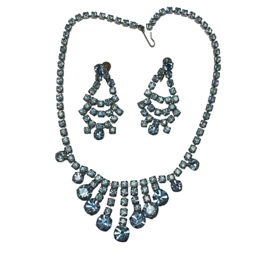 Fab Blue Rhinestone Necklace And Screw Earrings