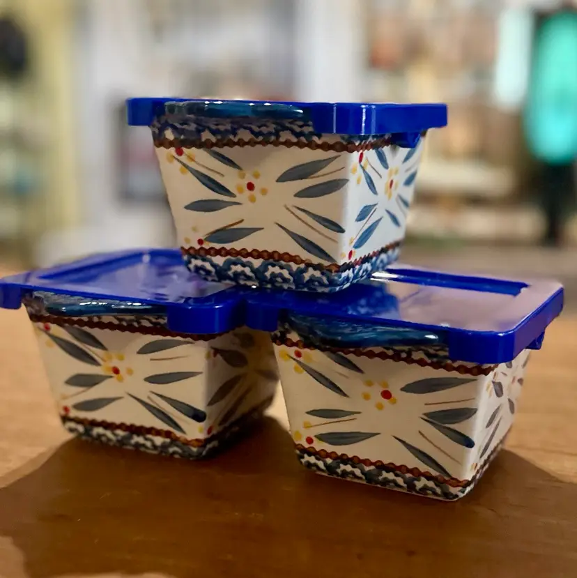 3 Temp-tations By Tara Old World Blue Ceramic Ramekin Bowl w/Lids Square 10 oz