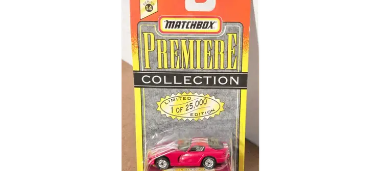 #24 - Vtg  1990s Matchbox Premiere Diecast Sealed on Card