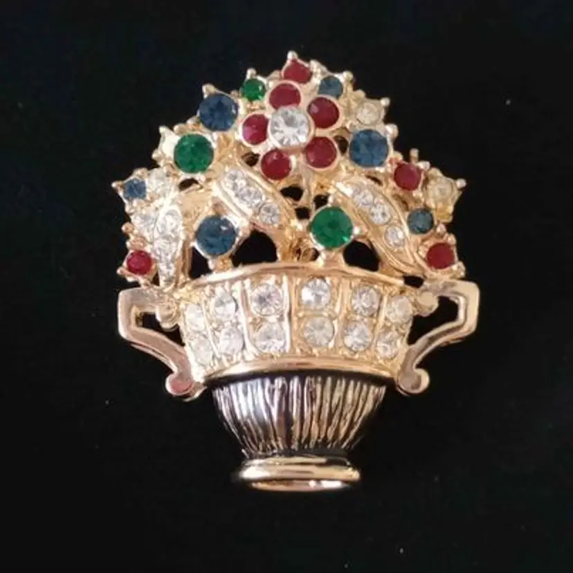 Gold tone Flower Basket Brooch