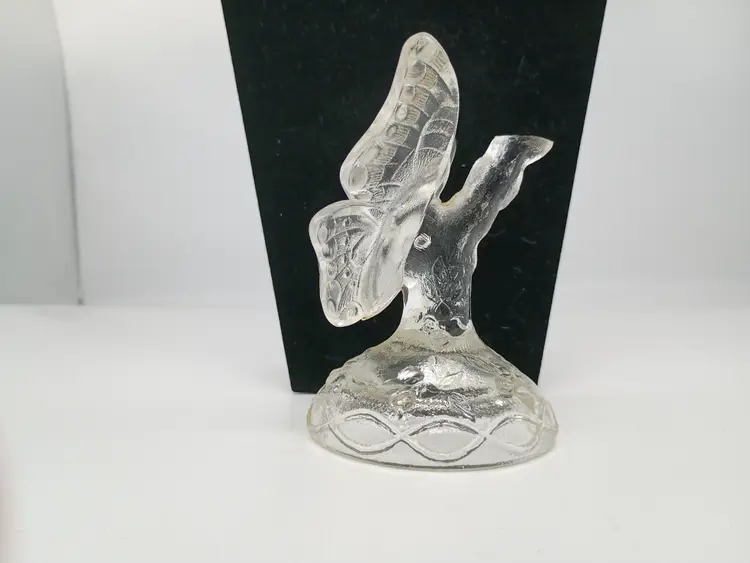 Vintage Fenton Art Glass Figurine Butterfly Ring Holder Satin Frosted Crystal