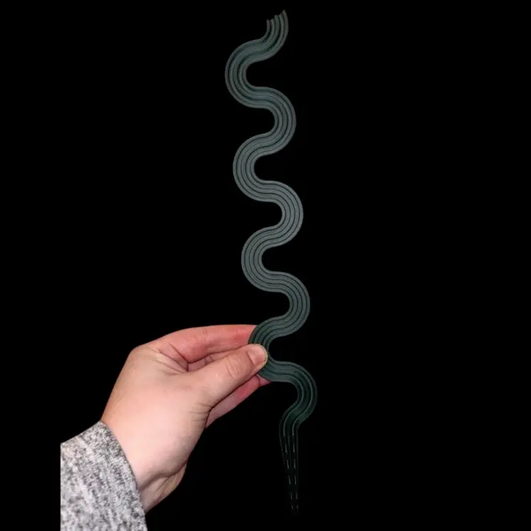 11 inch Wiggly Plant Stake in Deep Spruce🌲