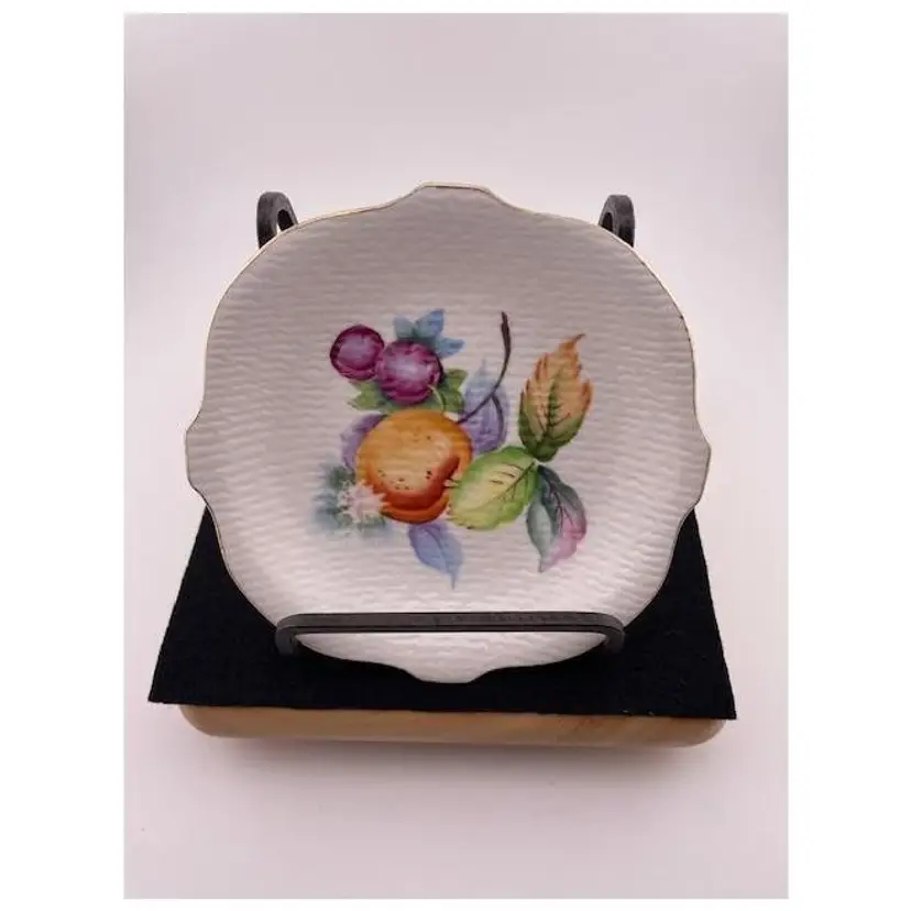 Vintage Occupied Japan Ceramic Trinket Dish - Ribbed pattern with fruit