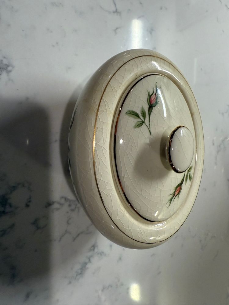 Edwin Knowles Tea Rose Covered Trinket Bowl