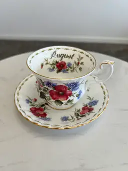 Royal Albert August Poppy Flower of the Month Teacup Saucer Set Vtg