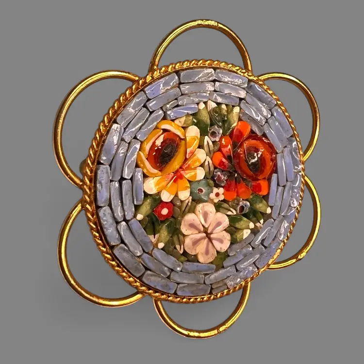 Vintage Micro Mosaic Brooch Ornate Scalloped Frame Made In Italy 1.5”