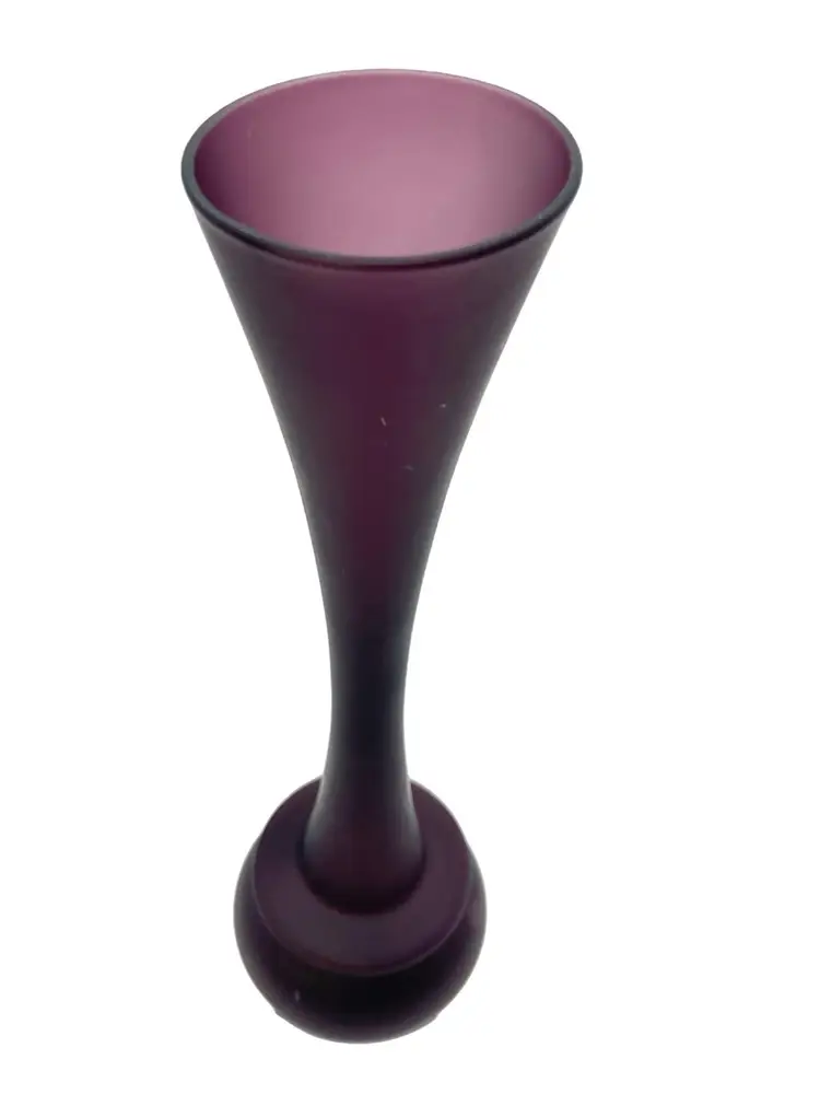 #17 GG Amethyst Satin Glass Hand Blown Art Glass Fluted Footed Flower Bud Vase
