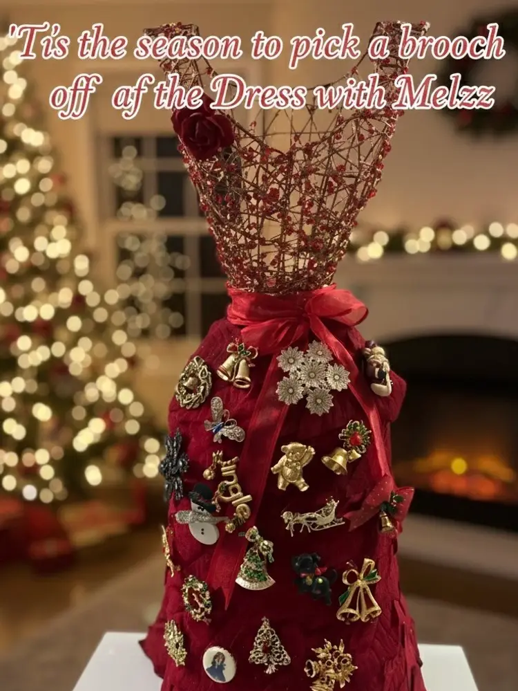 ☃️ IT’ᔕ TᕼᗩT TIᗰE Oᖴ YEᗩᖇ ᗩGᗩIᑎ! ᑭIᑕK YOᑌᖇ ᗷᖇOOᑕᕼ! 🎄