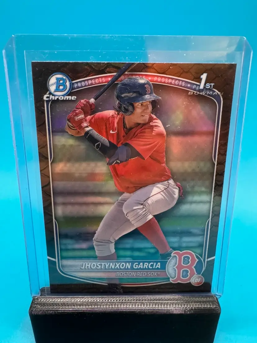 Jhostynxon Garcia 1st Bowman Chrome Reptilian Refractor Pittsburgh Pirates