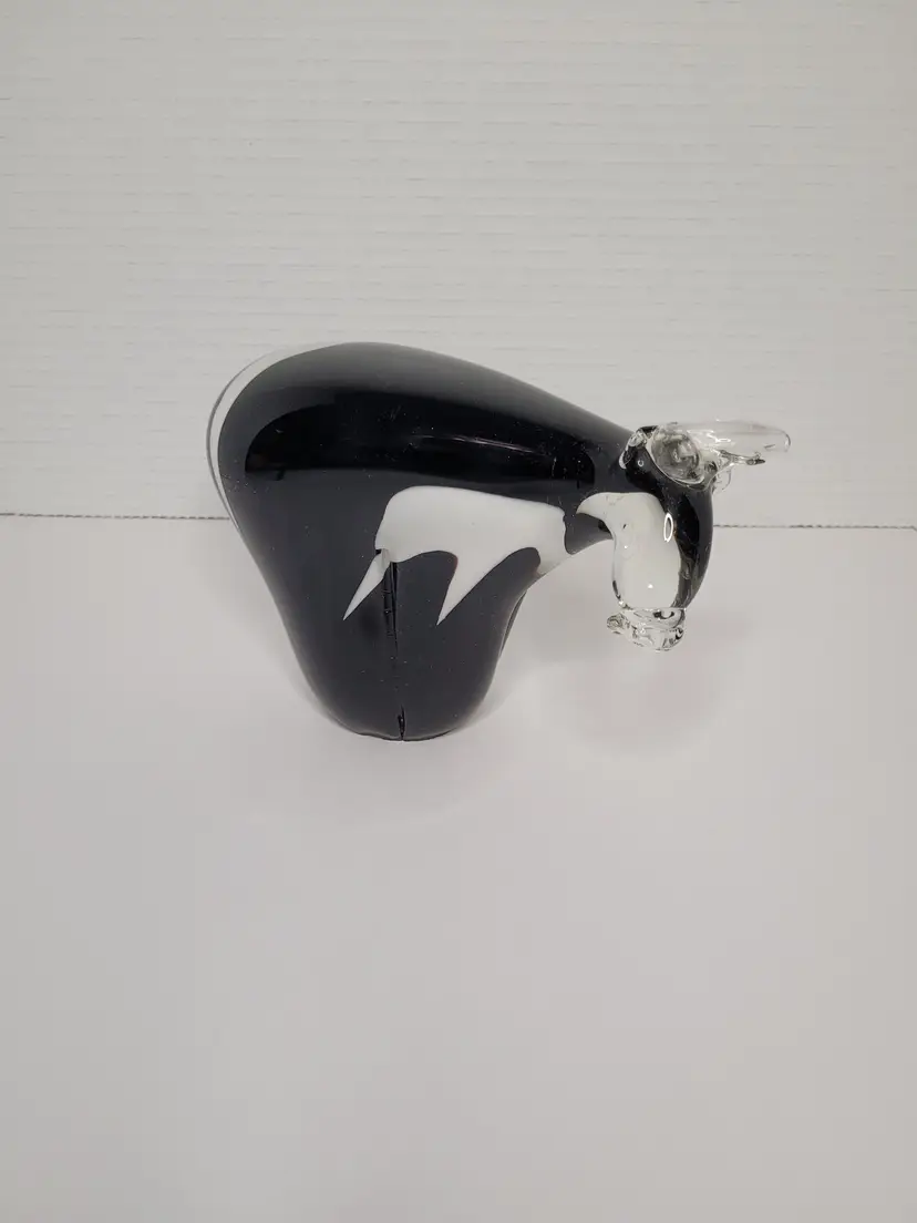 Vintage Large Art Glass Cow Bull Statue Paperweight Decor