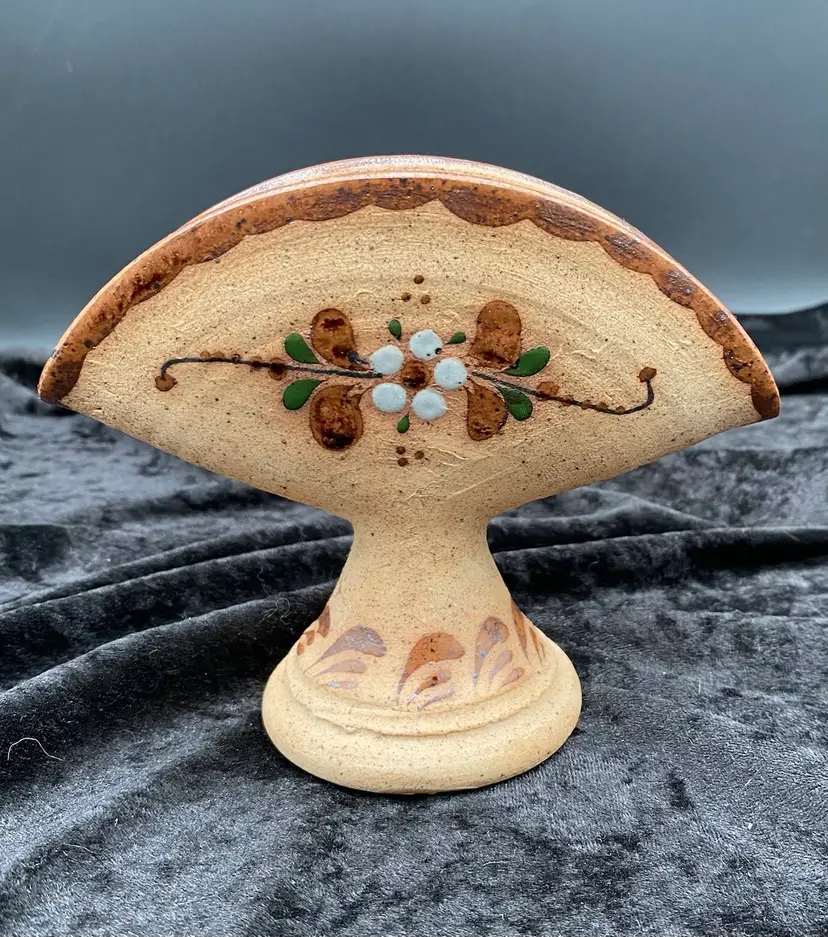 Tonala Floral Napkin/Letter Holder, Sandstone, Mexican Pottery, Hand-painted